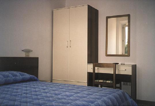 Bed & Breakfast Bompadre Civitanova Marche Camera foto