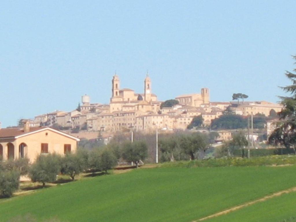 Bed & Breakfast Bompadre Civitanova Marche Esterno foto